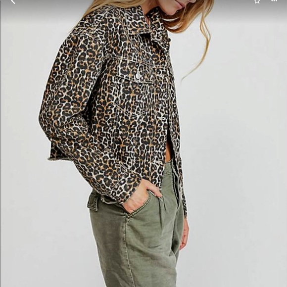 FREE PEOPLE Cheetah Leopard Print Denim Jacket NWT - Picture 4 of 12